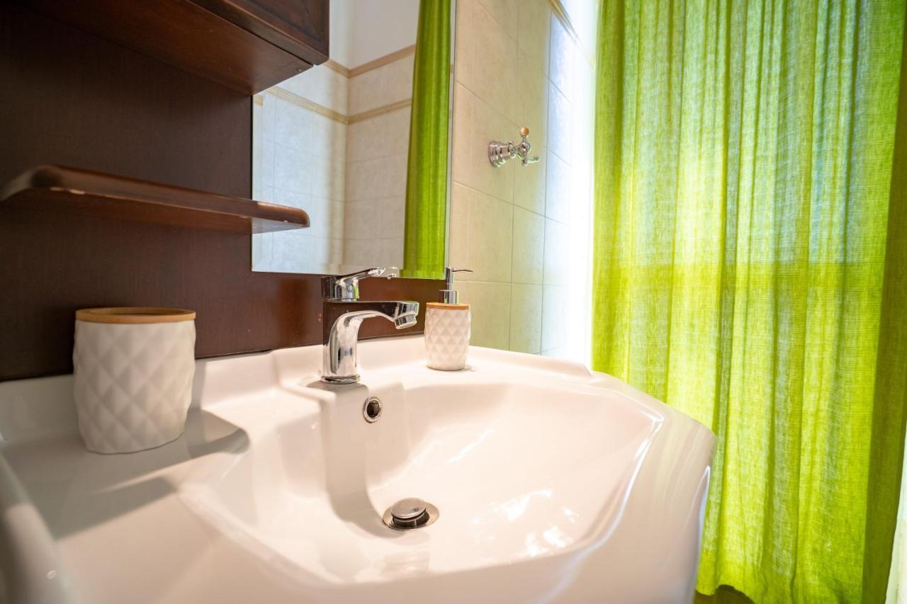 Apartment Glyfada 3 Bedrooms 6 Persons By Mps Athens